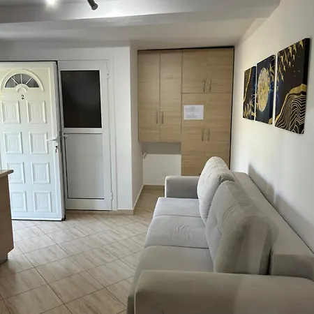 شقة Renting